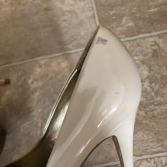 Nude Pumps - G by Guess - Picture 4 of 5